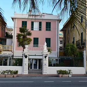 Lido Hotel