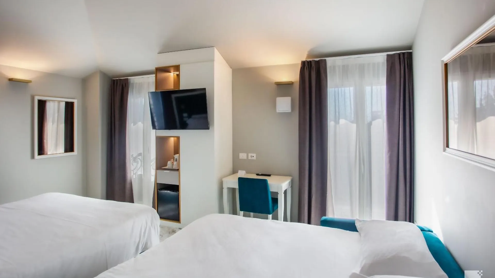 Hotel Villa Elena فاراتسي إيطاليا