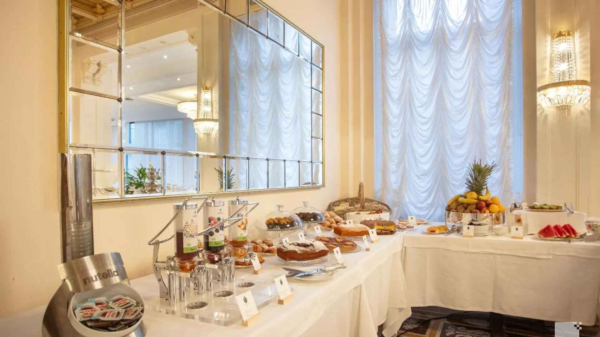 ***  Hotel Villa Elena فاراتسي إيطاليا